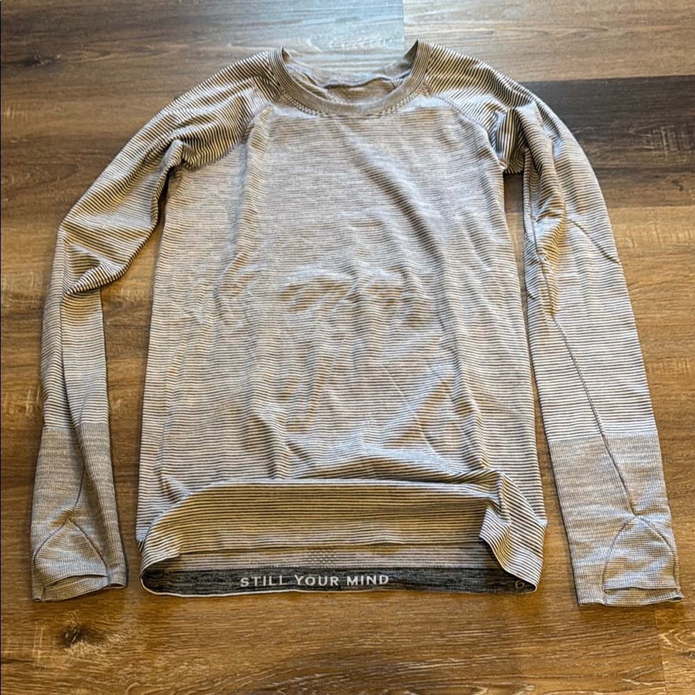 lululemon Swiftly Tech Long-Sleeve Shirt hip length